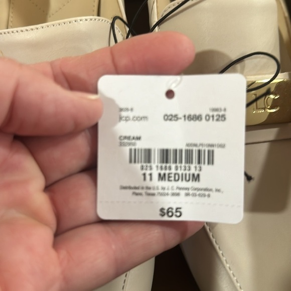 Liz Claiborne block heels size 11 - Picture 6 of 7